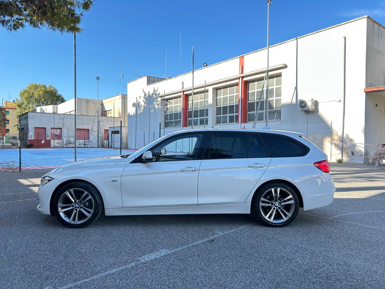 Bmw 318 d Sport line 150cv