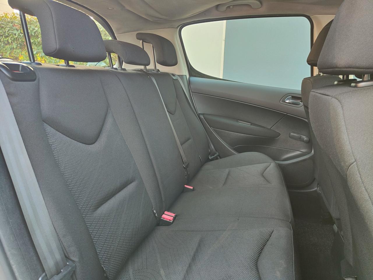 Peugeot 308 1.6 HDi 90CV FAP 5p. Premium