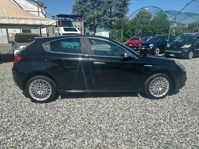 Alfa Romeo Giulietta 2.0 JTDm-2 140 CV Exclusive