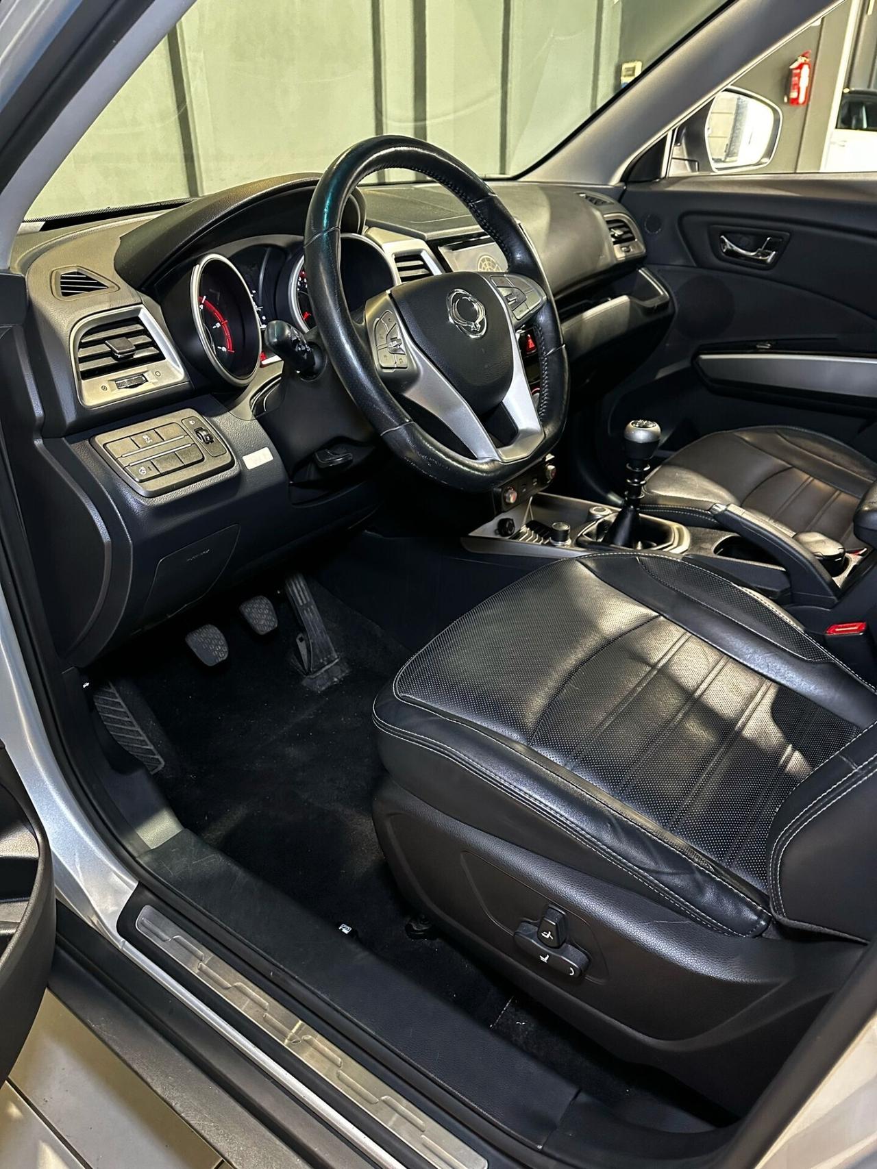 Ssangyong Tivoli 1.6d 2WD Be Visual Hot Aebs
