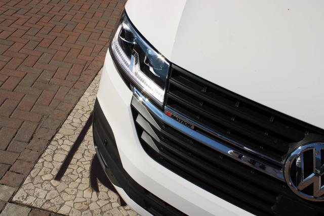 VOLKSWAGEN Multivan 2.0TDI 4Motion California Beach EDITION 7 posti