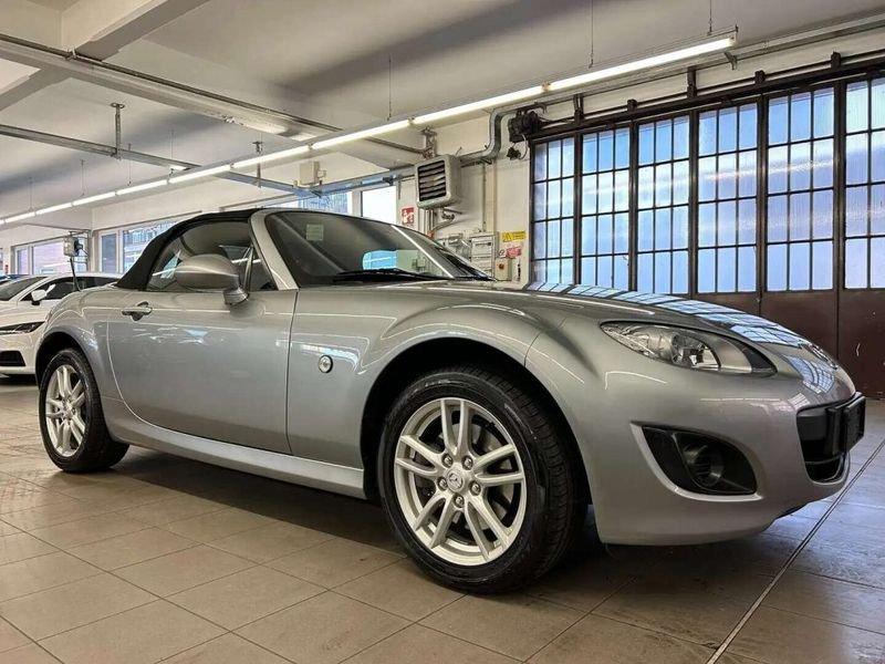 Mazda MX-5 Roadster 1.8L Wind