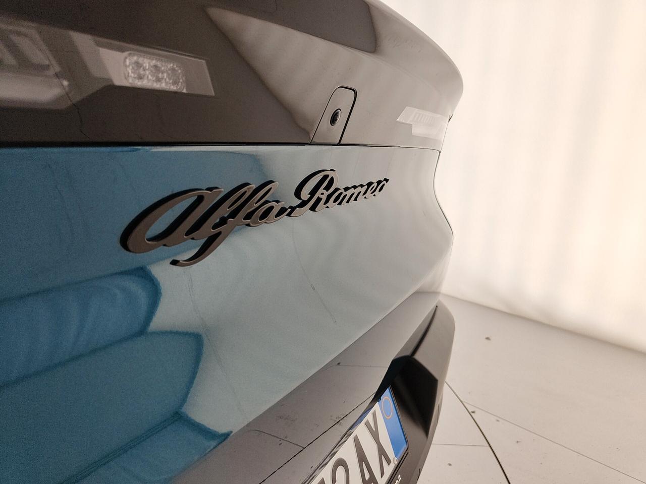 Alfa Romeo Junior 1.2 136 CV Hybrid eDCT6 Speciale