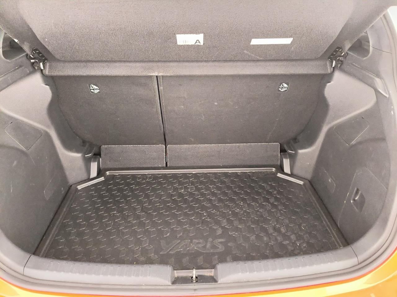 Toyota Yaris 1.5h premiere