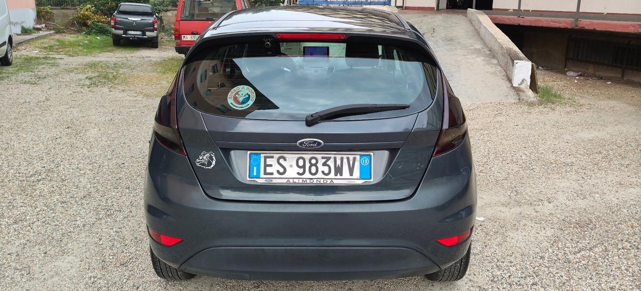 Ford Fiesta 1.4 5p. GPL Titanium