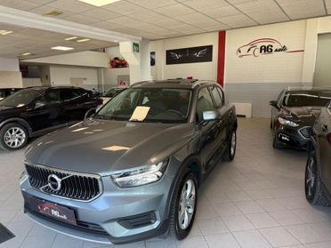 Volvo XC40 D4 AWD Geartronic Momentum TETTO APRIBILE PANORAMICO