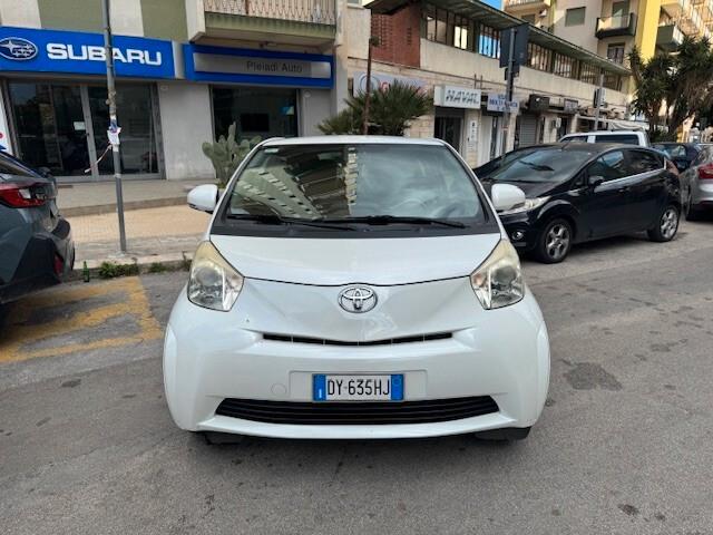 Toyota iQ 1.3 in Garanzia