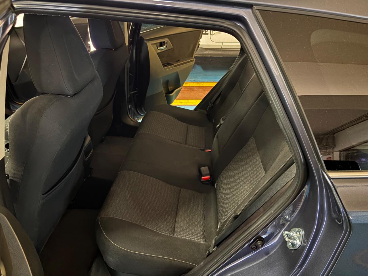 Toyota Auris Touring Sports 1.8 Hybrid Lounge