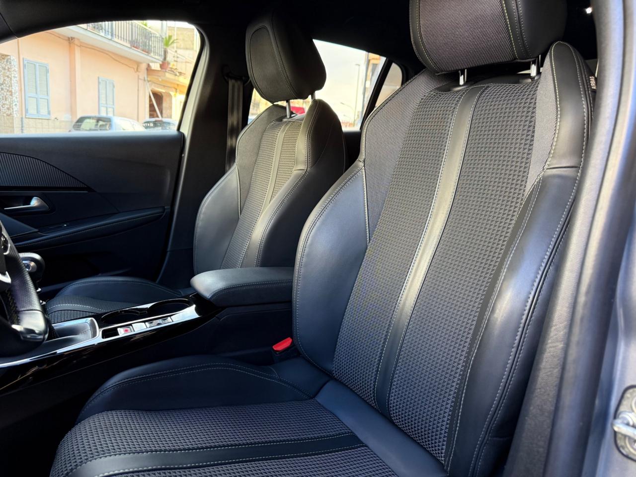 Peugeot 208 Stop&Start 5 porte GT