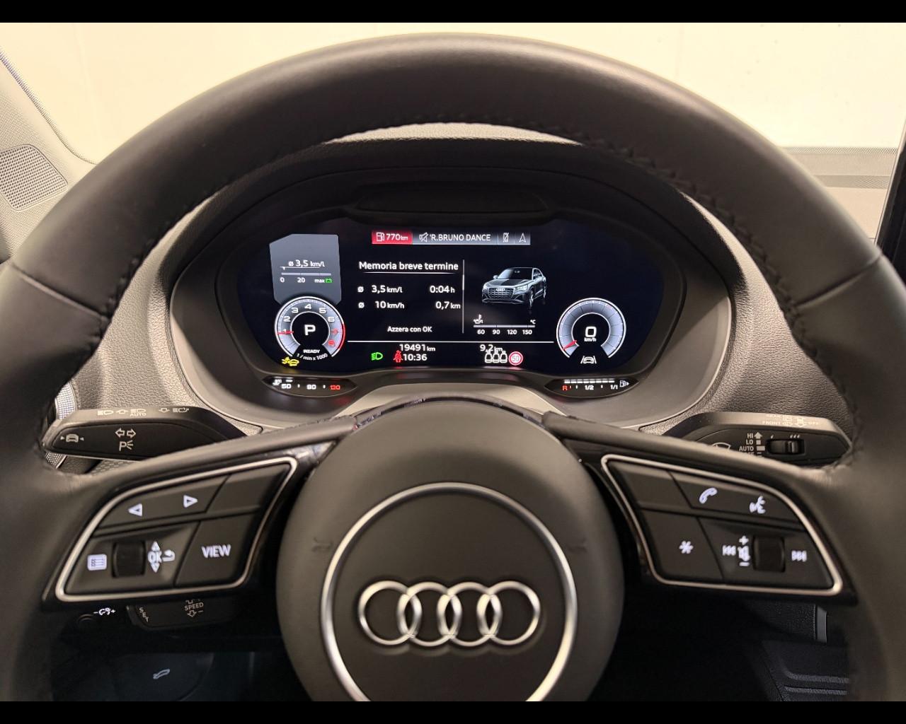 AUDI Q2 35 TFSI S-TRONIC S-LINE EDITION