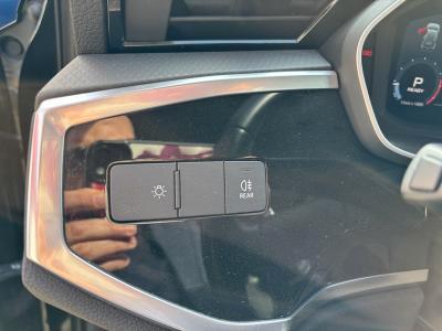 Audi Q3 35 1.5 tfsi Business s-tronic LED-APP CONNECT-18"