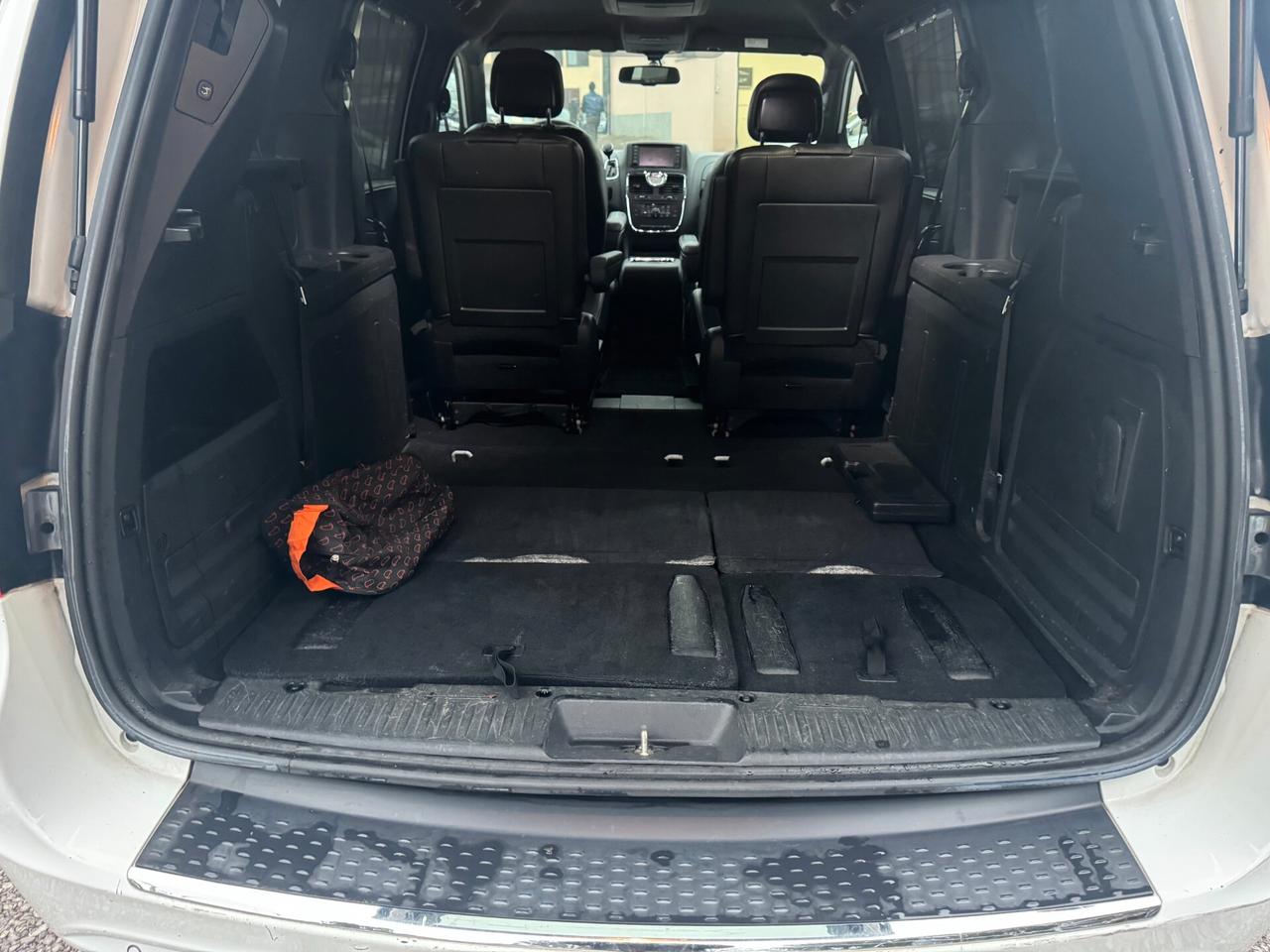 Lancia Voyager 2.8 Turbodiesel S 177 CV