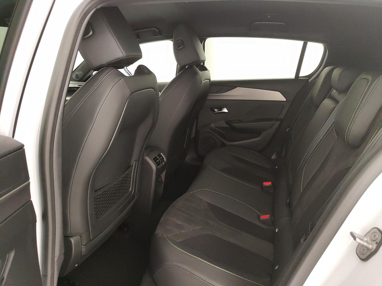 Peugeot 308 Hybrid 145 e-DCS6 GT