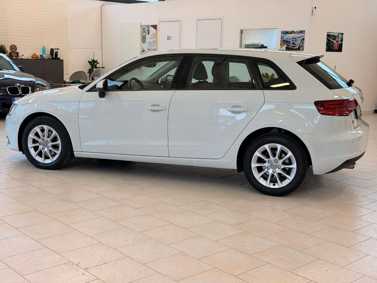 Audi A3 SPB 1.6 TDI clean diesel Ambiente