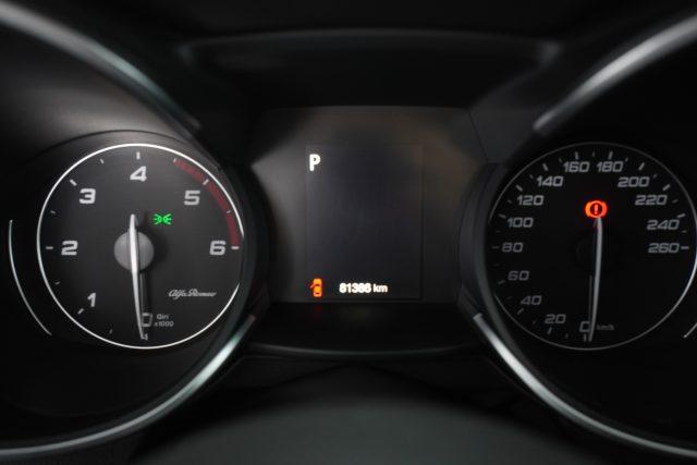 ALFA ROMEO Stelvio Stelvio 2.2 Turbo Diesel 150 CV AT8 - RWD Super