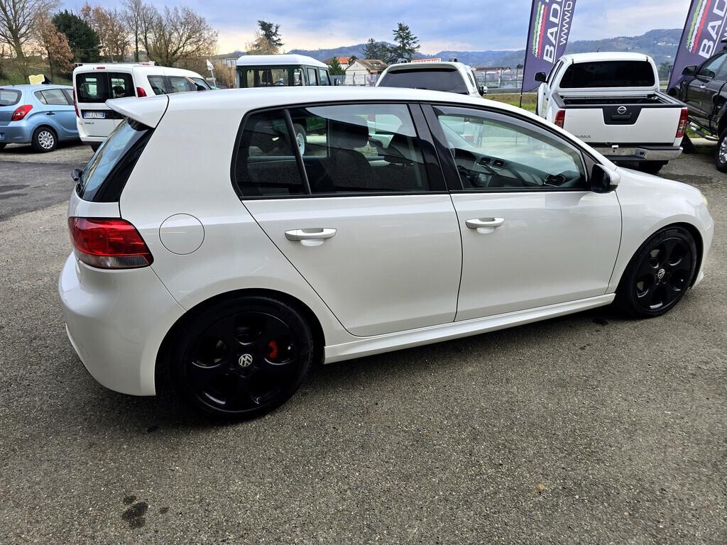 Volkswagen Golf 1.6 TDI 105CV COMFORTLINE