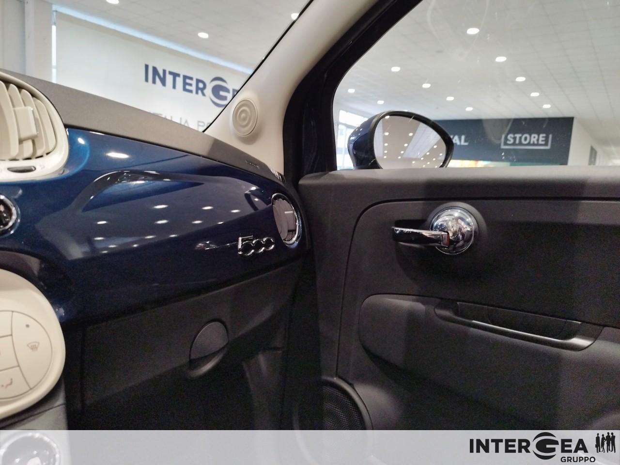 FIAT 500C 1.0 hybrid Dolcevita 70cv