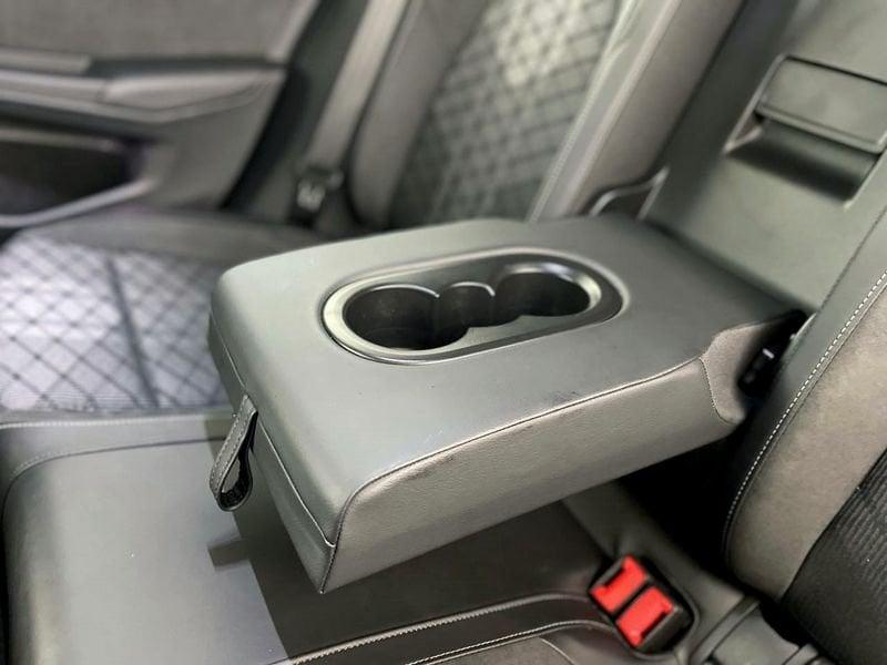 Volkswagen Golf Golf 2.0 TDI 150 CV DSG SCR R-Line