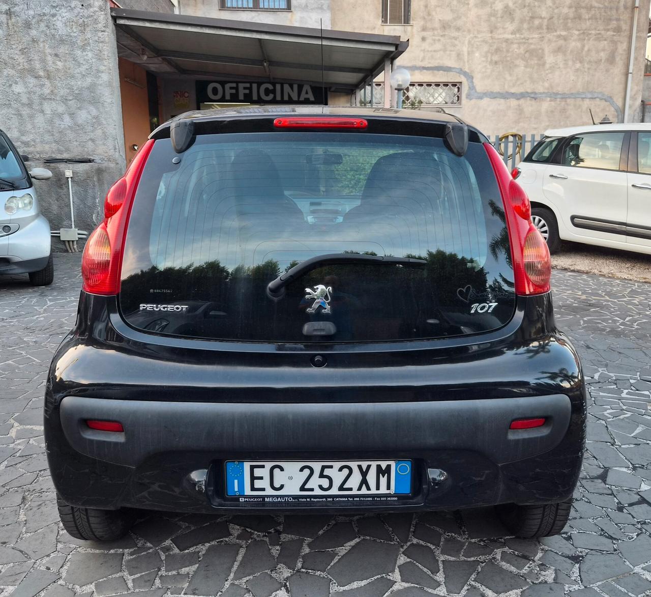 Peugeot 107 1.0 68CV 5p. Sweet Years
