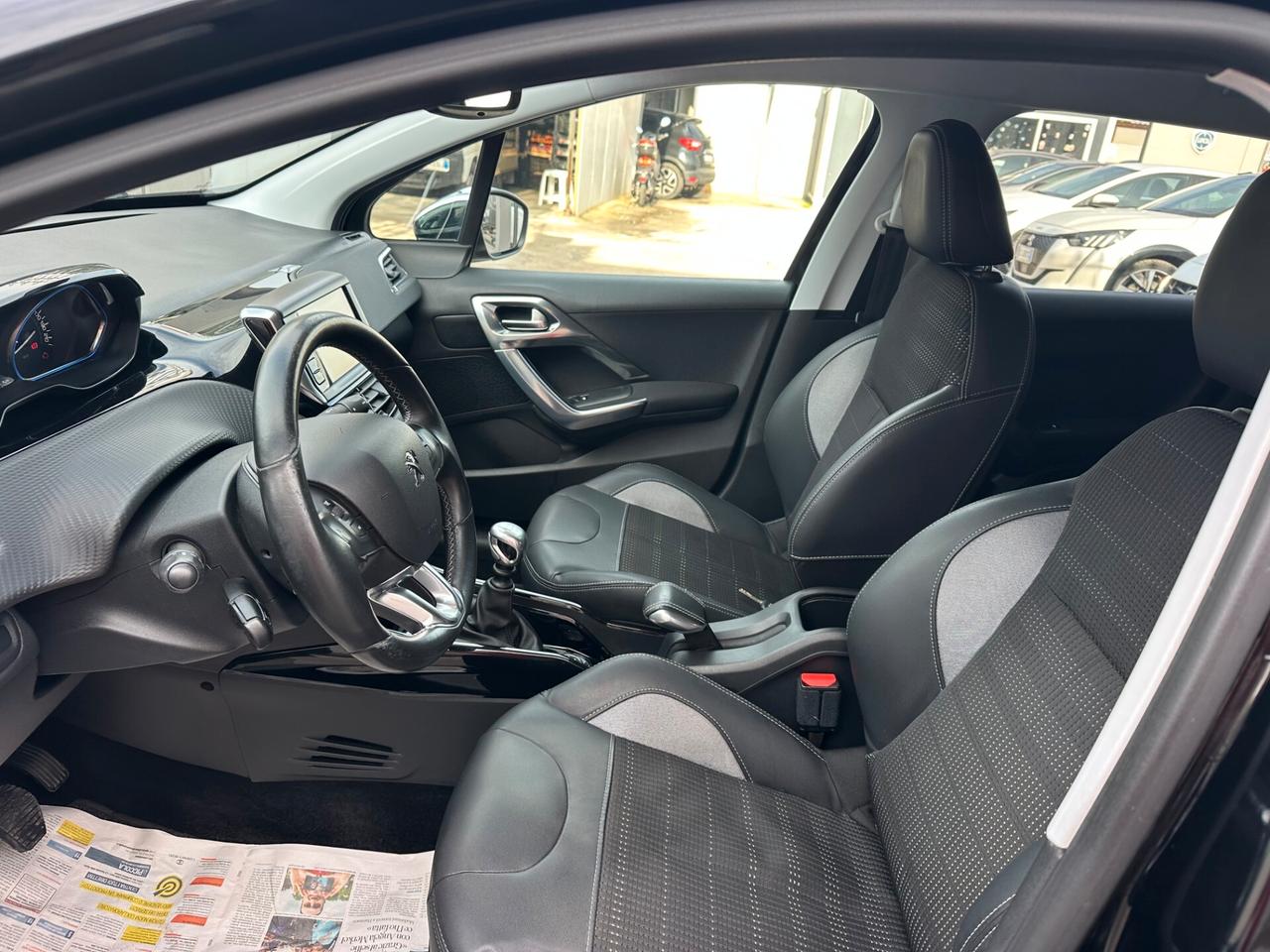 Peugeot 2008 Allure 1.6 Diesel 120 Cv 2016 km 154.000