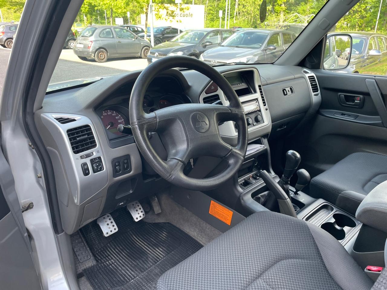 Mitsubishi Pajero 3.2 16V DI-D 3p. GLS1