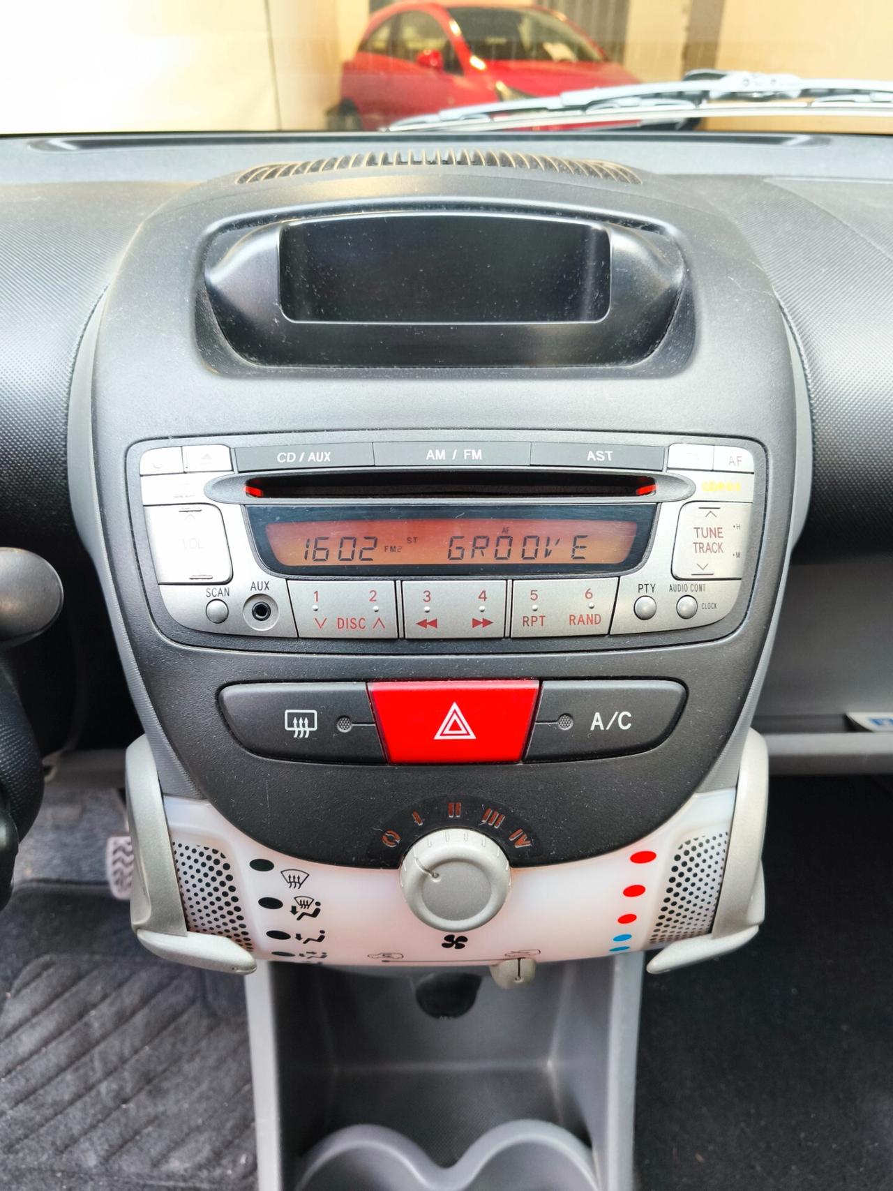 Peugeot 107 1.0 68CV 5p. Sweet Years