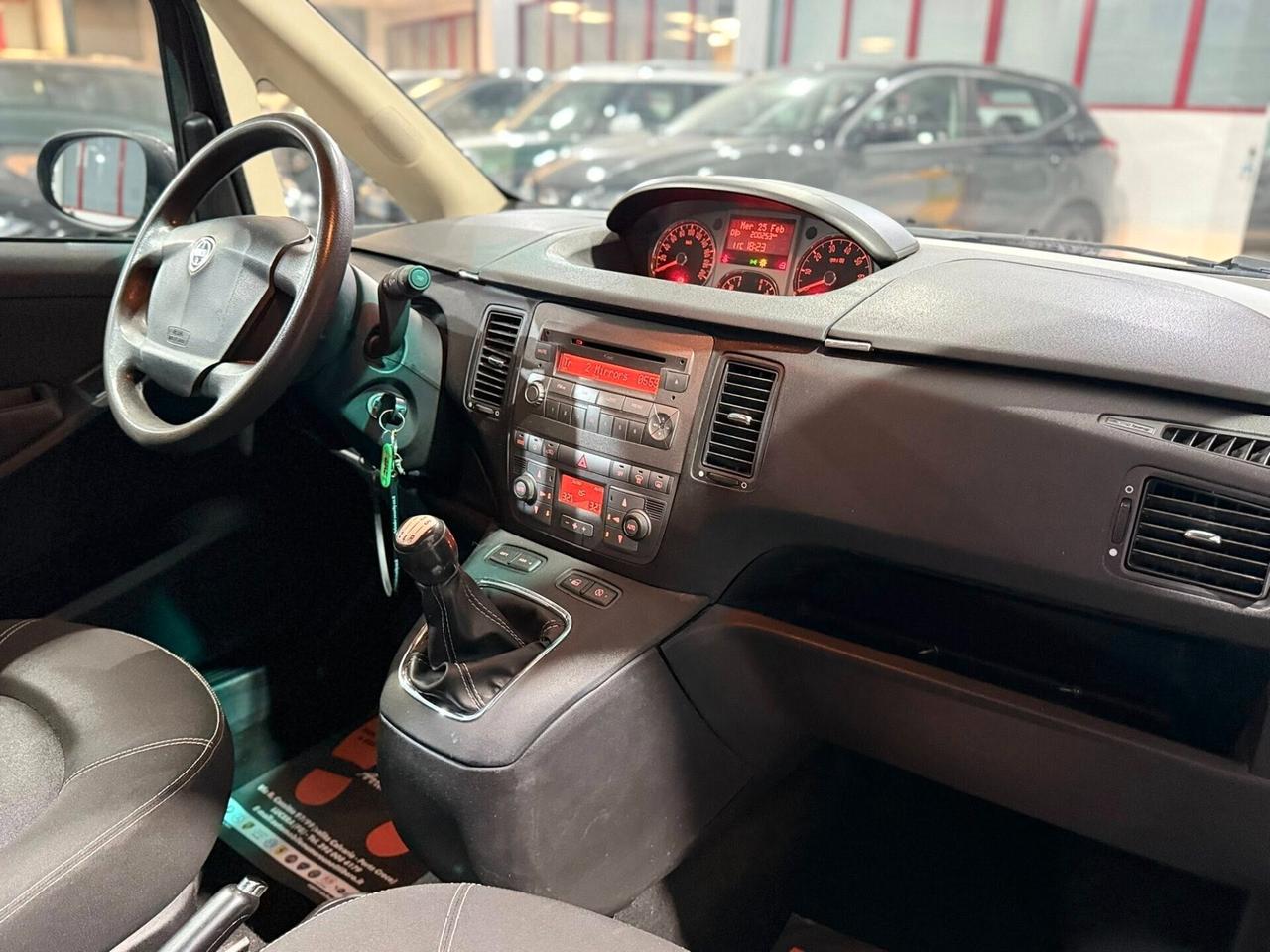 Lancia MUSA 1.3 Mjt 95 CV oro 2012