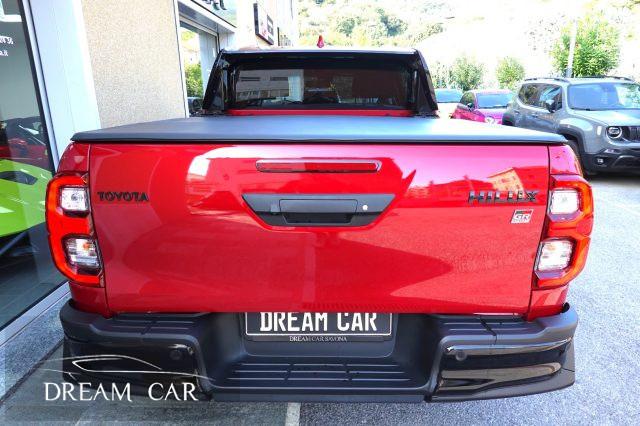 TOYOTA Hilux 2.8 D-4D A/T 4WD 4 porte Double Cab GR SPORT