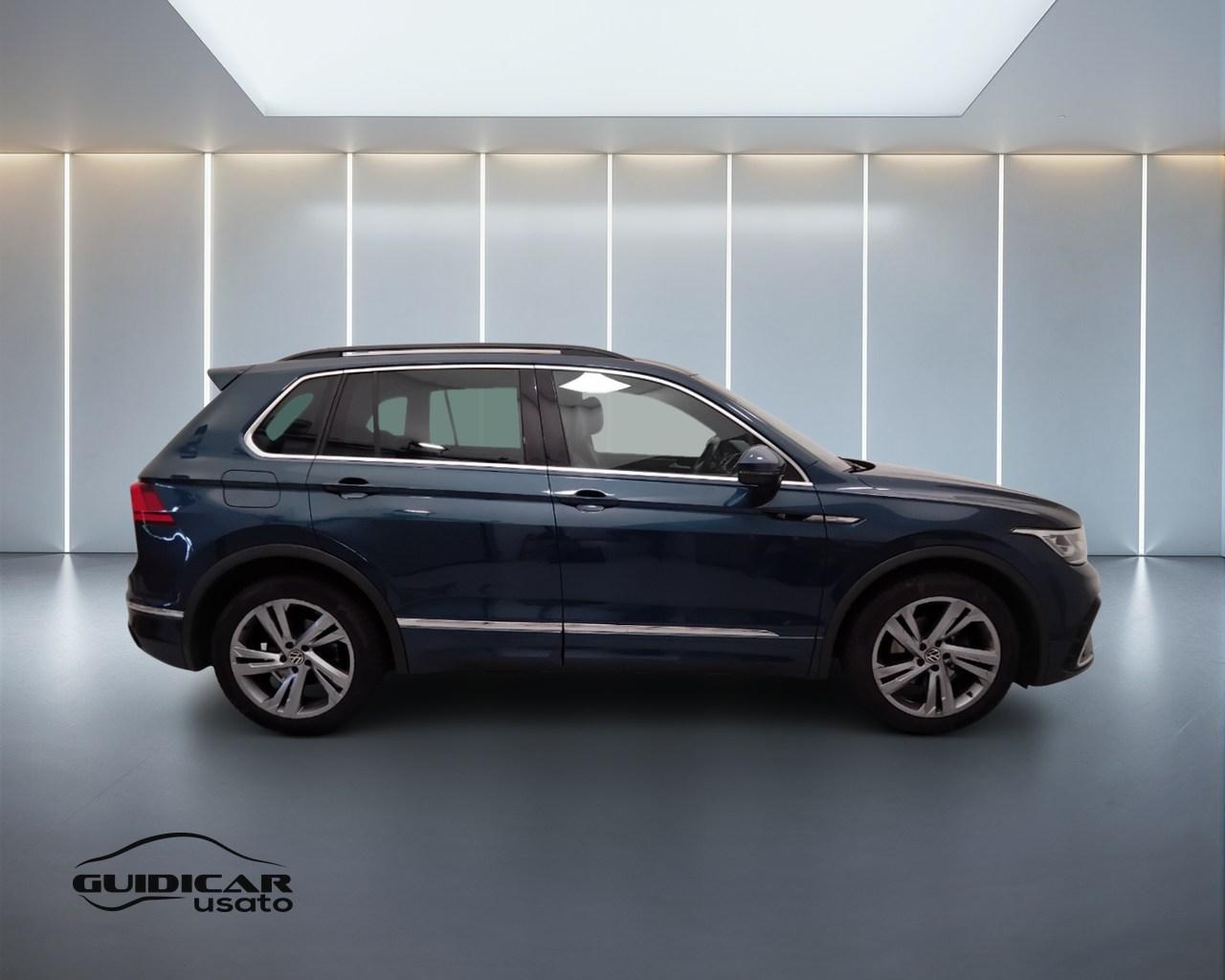 VOLKSWAGEN Tiguan II 2021 - Tiguan 2.0 tdi R-Line 150cv dsg