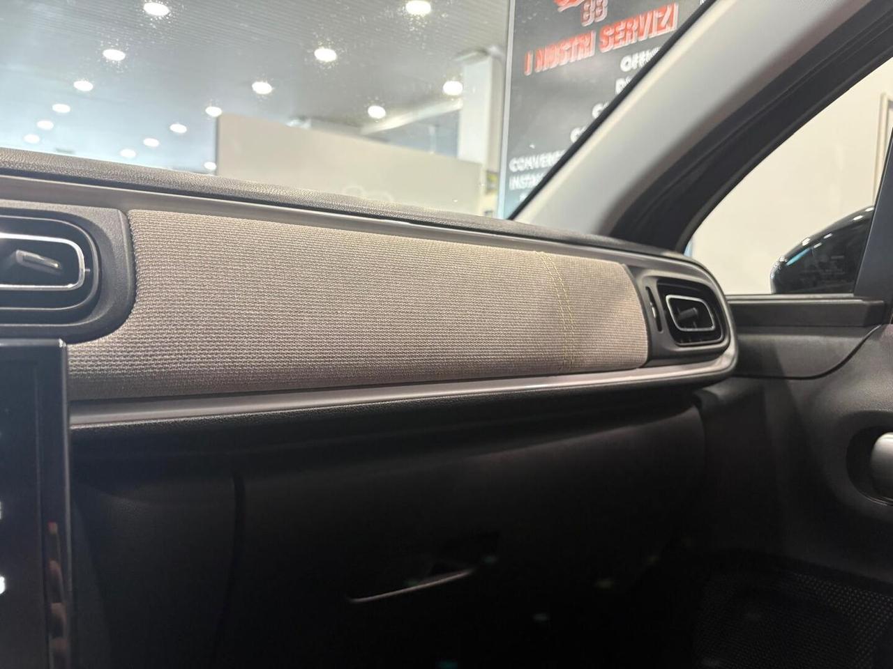 Citroen C3 1.2 puretech Shine Pack s&s 83cv