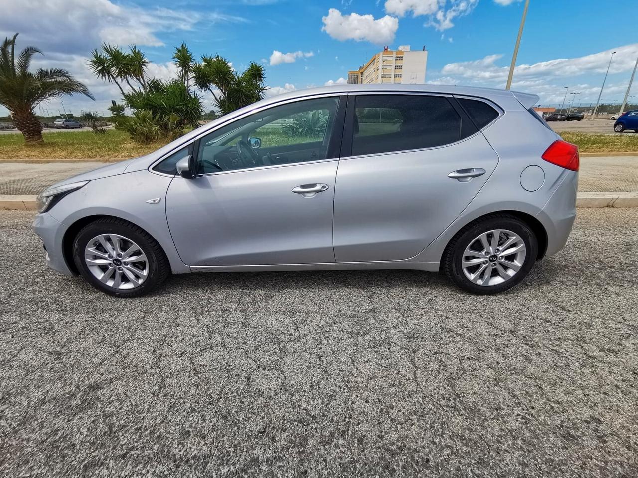 Kia Ceed cee'd 1.6 CRDi 110 CV 5P. Cool 2016