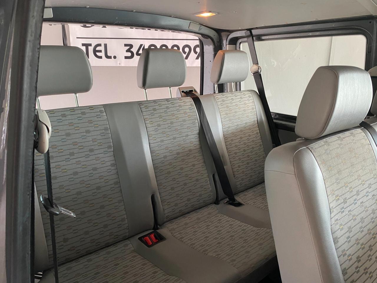 Volkswagen Transporter 2.0 TDI 102CV Kombi 9 POSTI EURO 5A