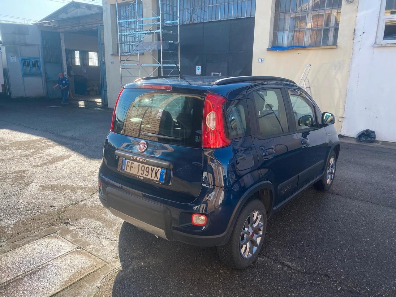 Fiat Panda 1.3 MJT 95cv 4x4 - 1 PROP. - OK NEOPATENTATI - GARANZIA 12 MESI