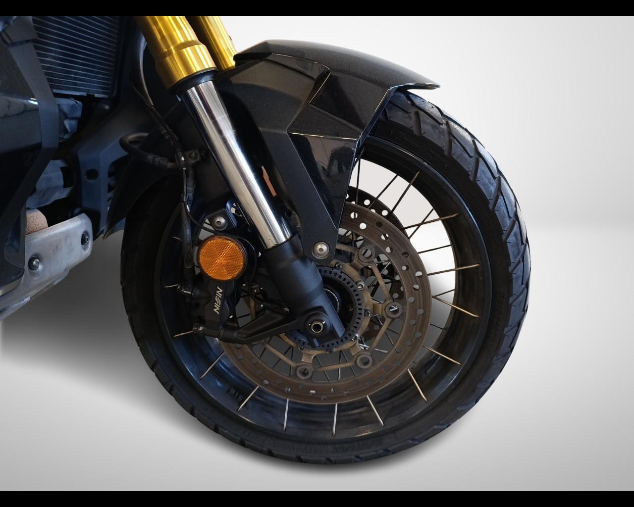 Honda X-ADV 750 - DCT Travel