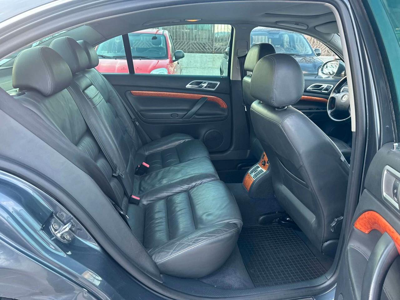 Skoda Superb 2.0 TDI 140CV -PELLE-TETTO