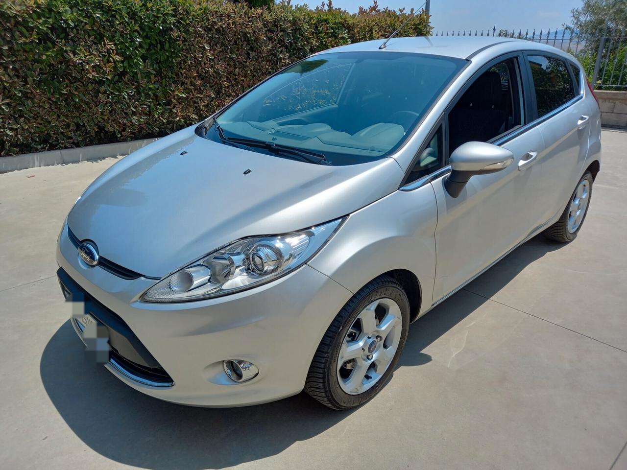 Ford Fiesta 1.4 TDCi 5p. Titanium SOLO 60000 KM