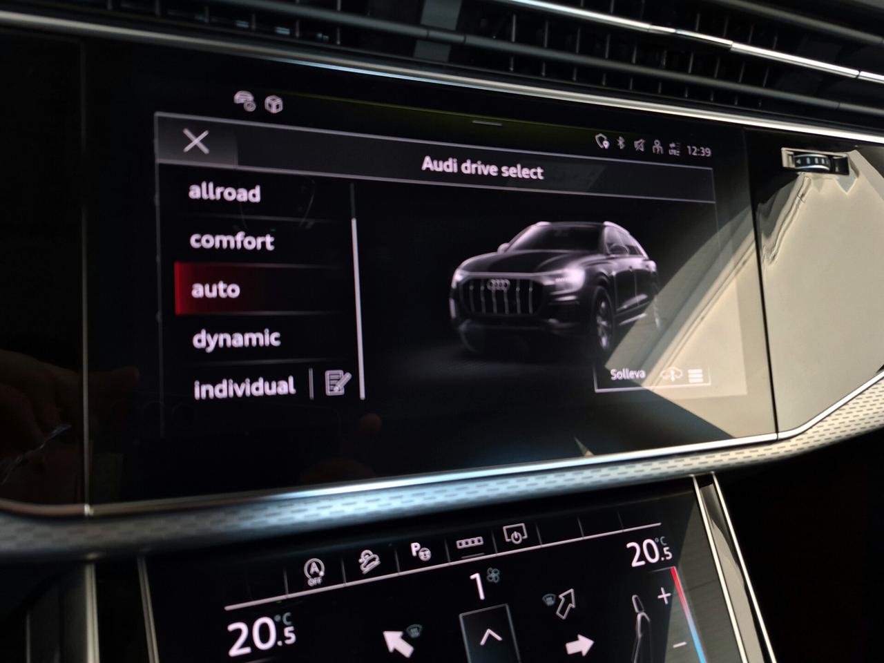 Audi Q8 45 TDI S LINE QUATTRO TIPTRONIC SOSPENSIONI ADATTIVE LASER C.21" APPLE CAR PLAY/ANDROID AUTO LUCI AMBIENTE PLUS 360°