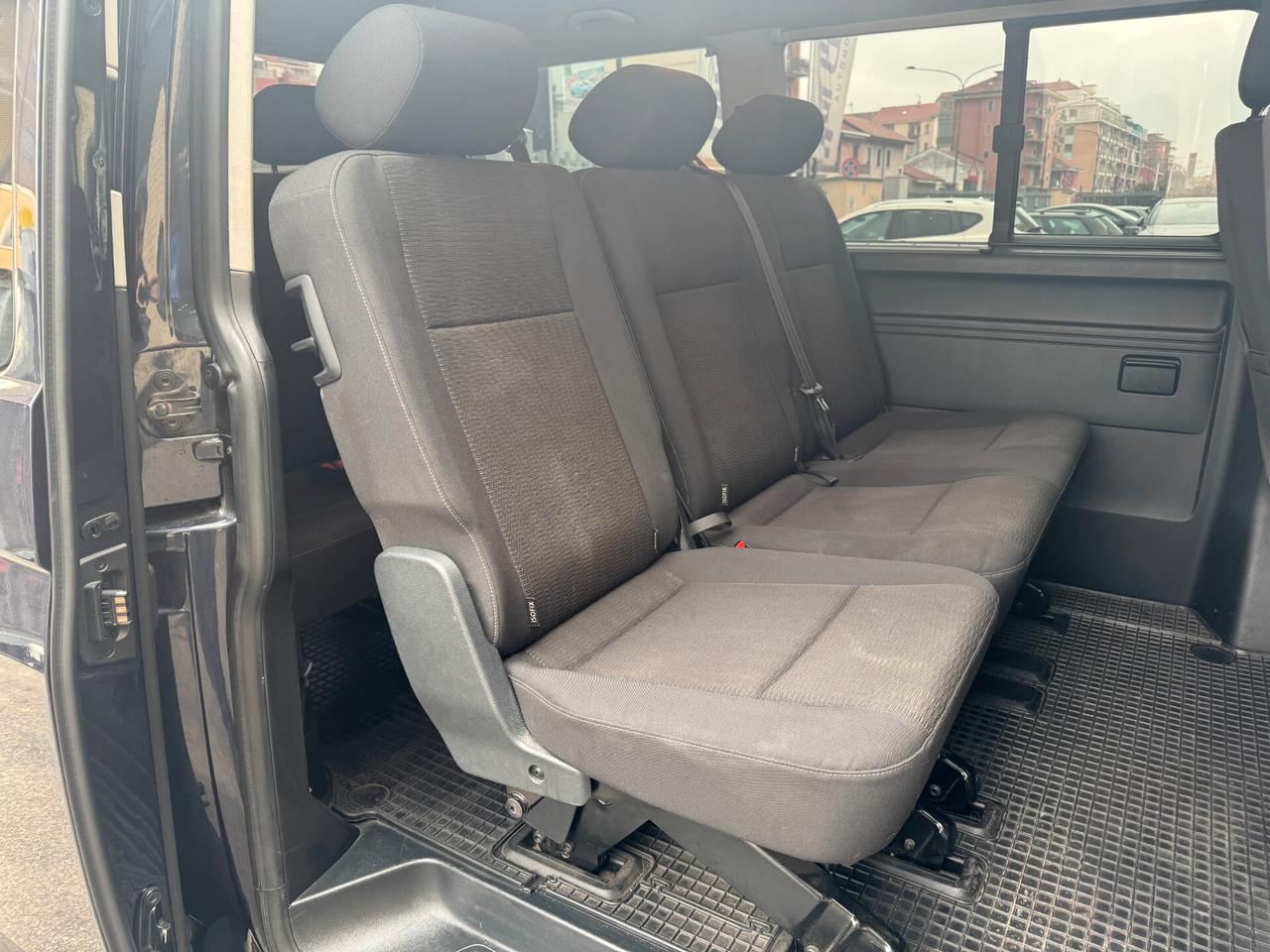 Volkswagen Caravelle 2.0 TDI 150CV DSG