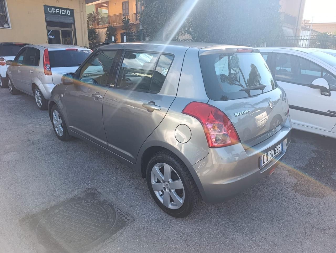 Suzuki Swift Gpl 2008