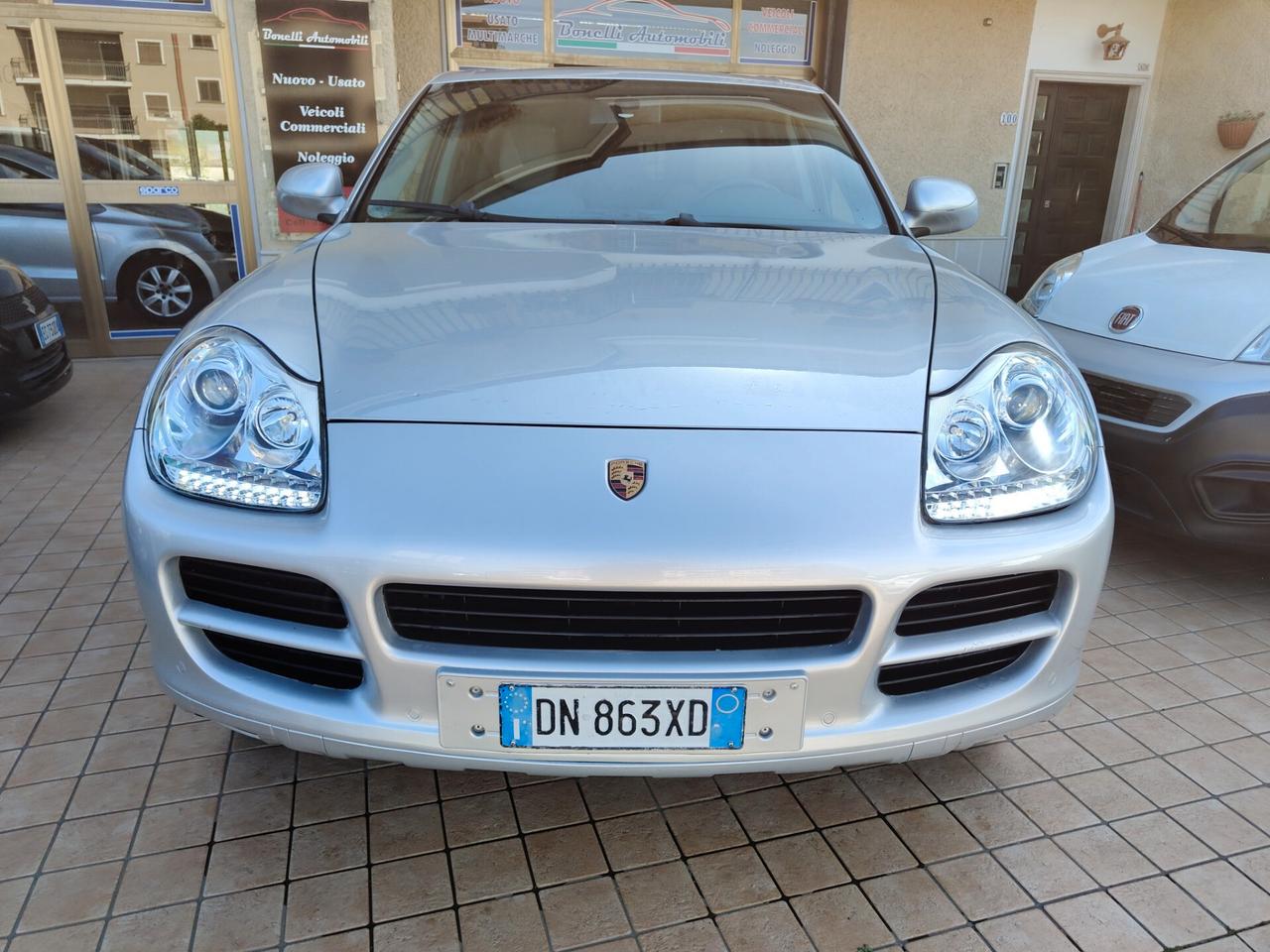 Porsche Cayenne 3.2 V6 cat