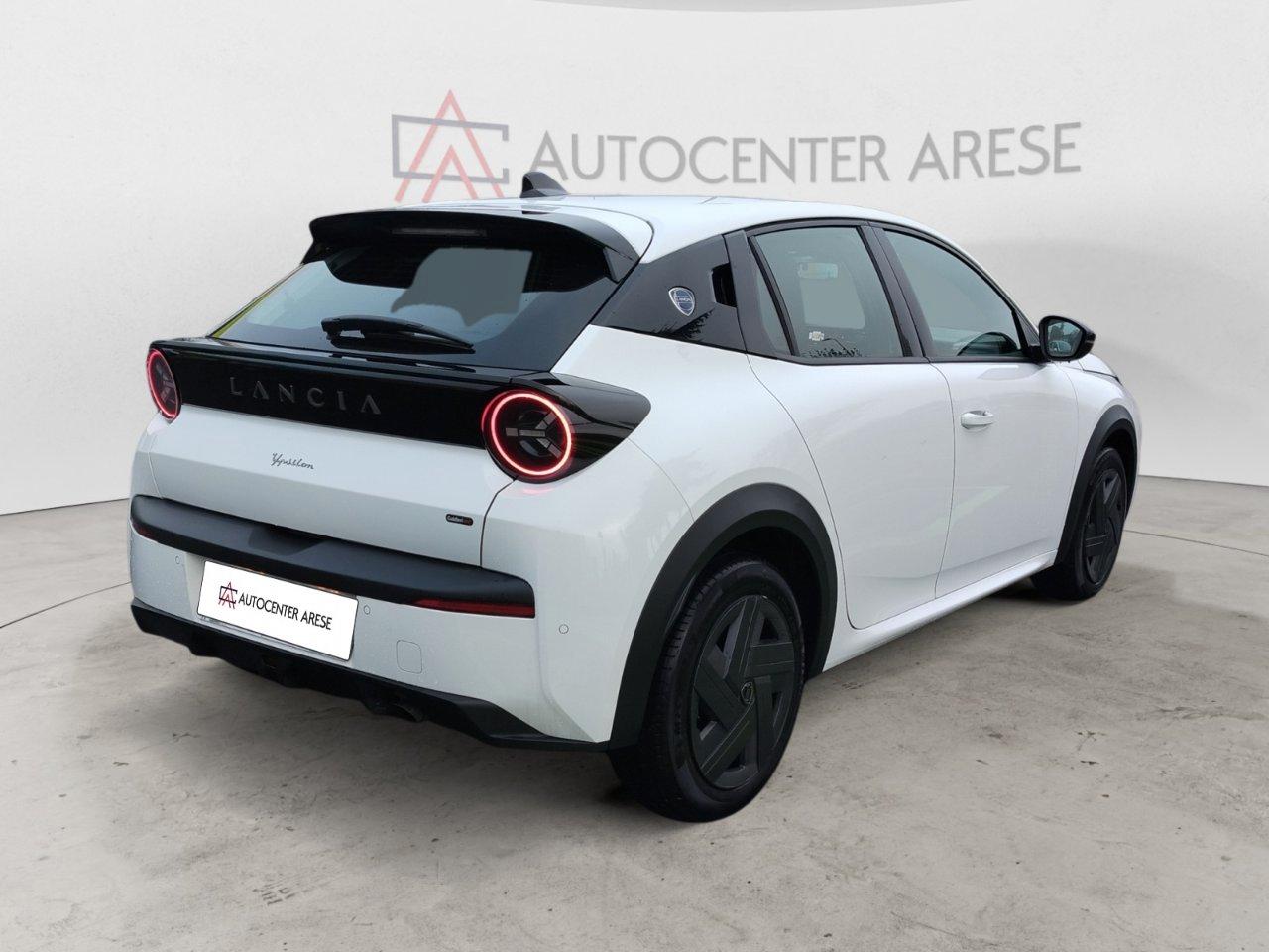 Lancia Ypsilon 1.2 mhev 110cv e-dct