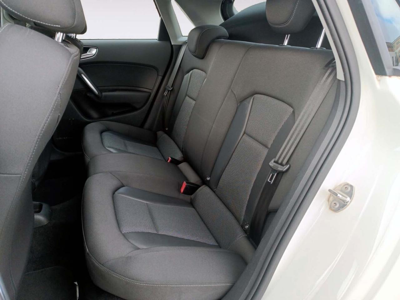 Audi A1 SPB 1.6 TDI Ambition LED, Perfetta!