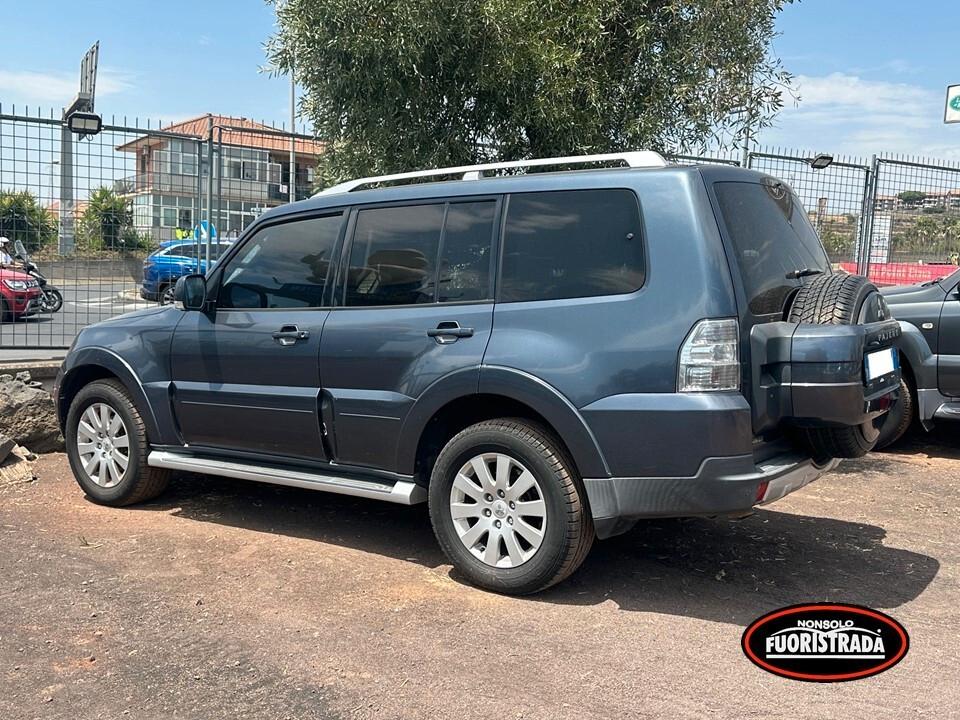 Mitsubishi Pajero 3.2 DI-D 16V aut. 5p. Instyle DPF