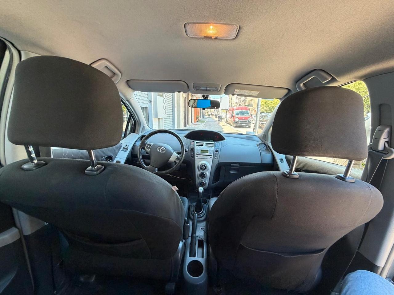 Toyota Yaris 1.0 5 porte Sol