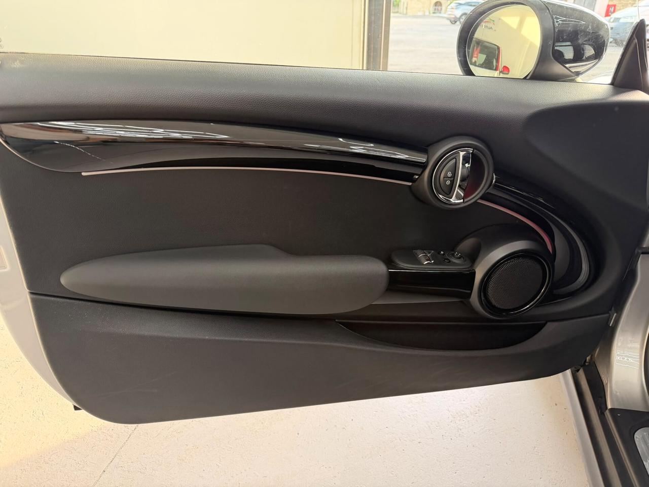Mini 1.5 Cooper 3p Business Auto Unipro
