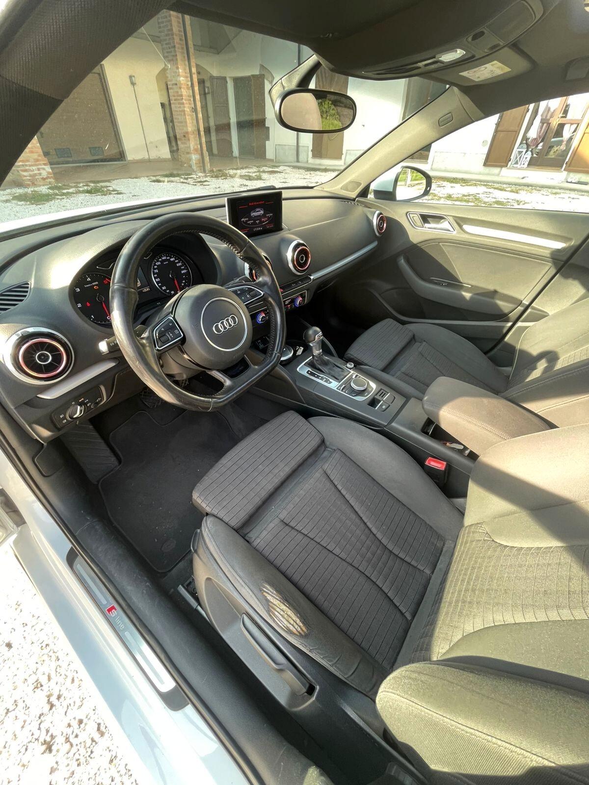 Audi A3 Sedan 1.6 TDI clean diesel S tronic Ambition