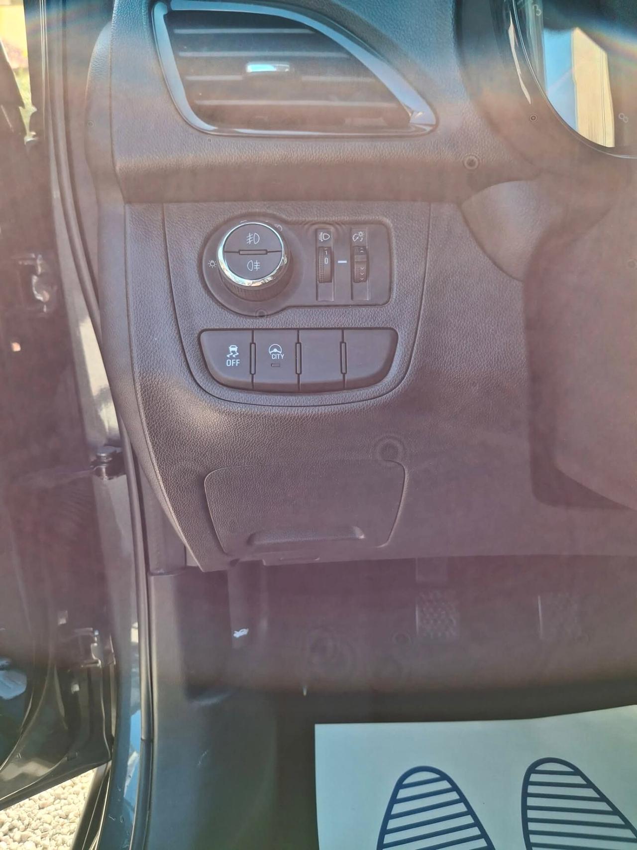 Opel Karl Rocks 1.0 75 CV Start&Stop