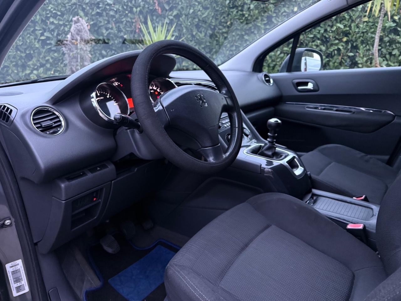 Peugeot 5008 1.6 HDi 110CV 7POSTI