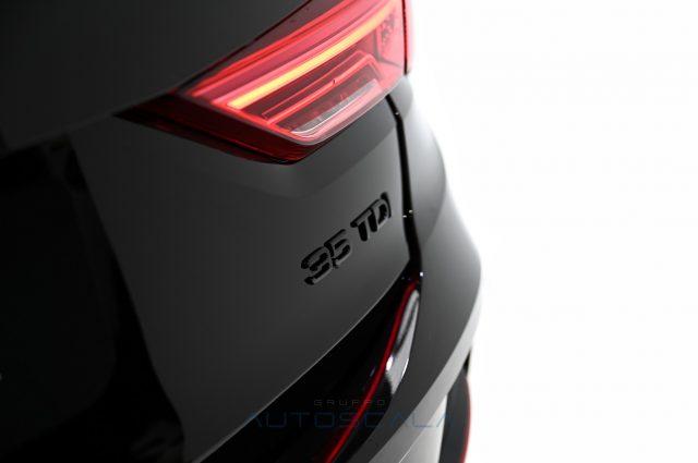 AUDI Q3 SPB 35 TDI 150cv Black Line S Tronic S Line