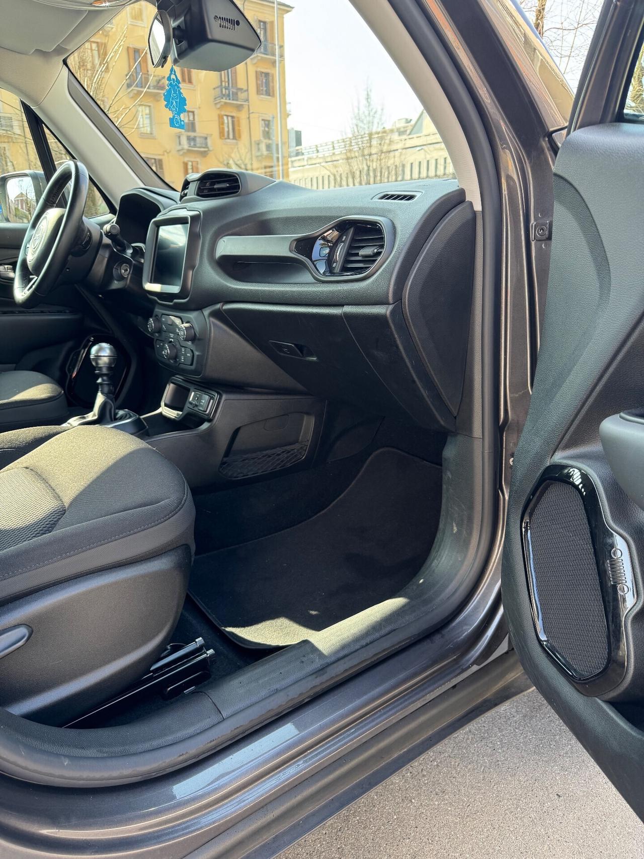 Jeep Renegade 120 cv benz Night Eagle